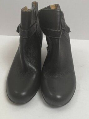 Softspots Black Leather Ankle Boots 7.5